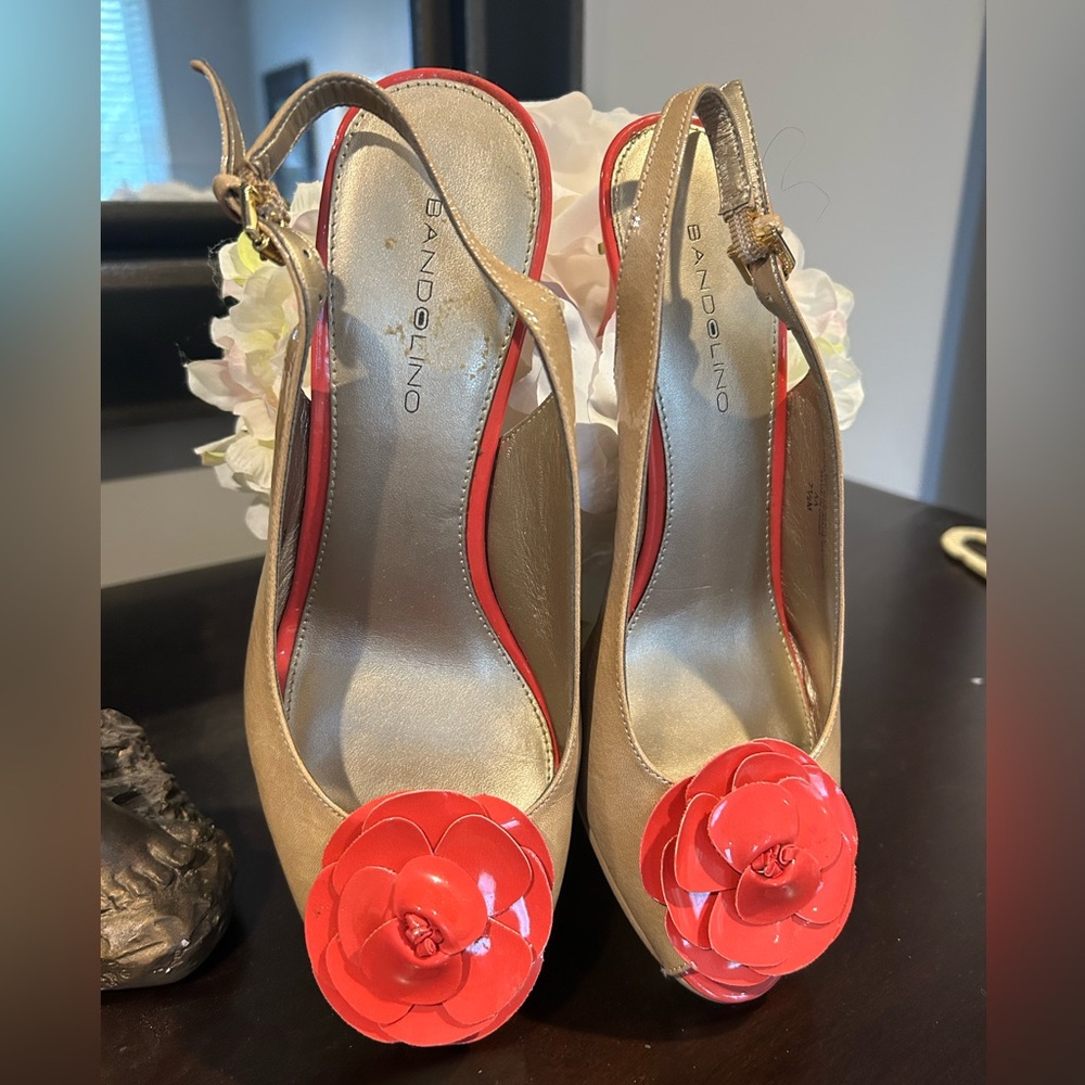 Bandolino Gold Heels with Red Floral Accent